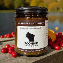 Load image into Gallery viewer, Cranberry Country Candle – Wisconsin Cranberry Soy Candle (Cranberry, Orange Peel)