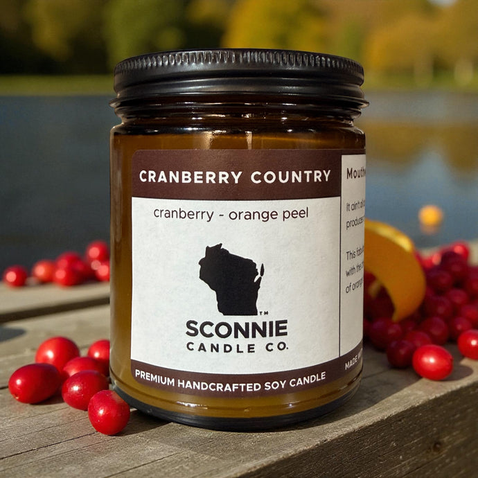 Cranberry Country Candle – Wisconsin Cranberry Soy Candle (Cranberry, Orange Peel)
